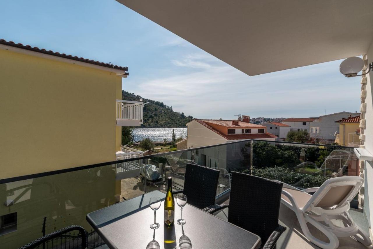 Villa Antonia Rogoznica  Exterior photo